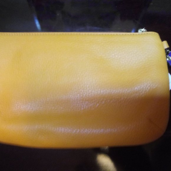 COACH WRISTLET NWT - Picture 3 of 6